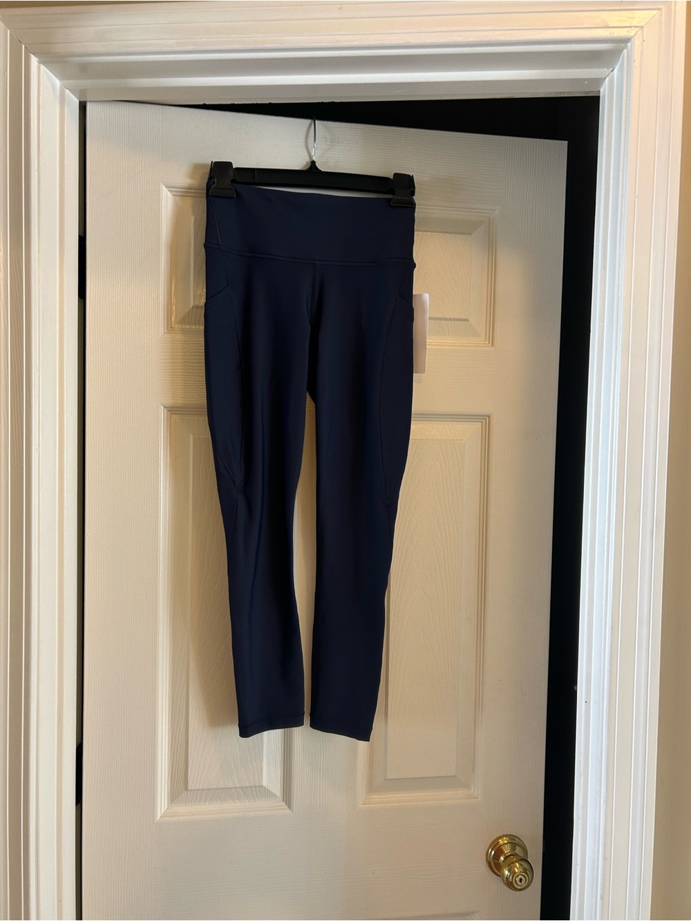 Athleta interval stash 7/8 tight, nwt size XS
